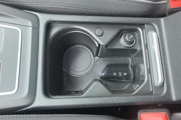 Used Volkswagen Golf 2021 280TSI DSG R-Line Interior 6