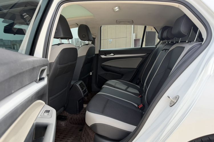Used Volkswagen Golf 2021 280TSI DSG Pro Interior 6