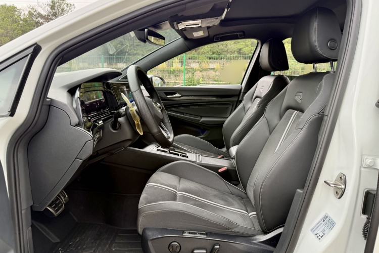Used Volkswagen Golf 2021 280TSI DSG R-Line Interior 7