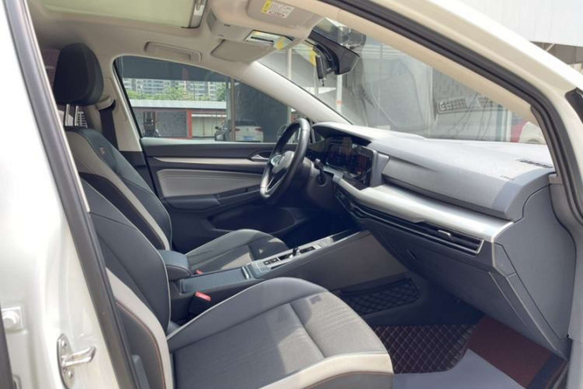 Used Volkswagen Golf 2021 280TSI DSG 30th Anniversary Edition Interior 7
