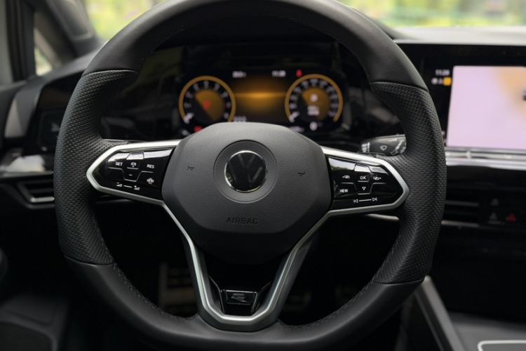 Used Volkswagen Golf 2021 280TSI DSG Pro First Edition Interior 7