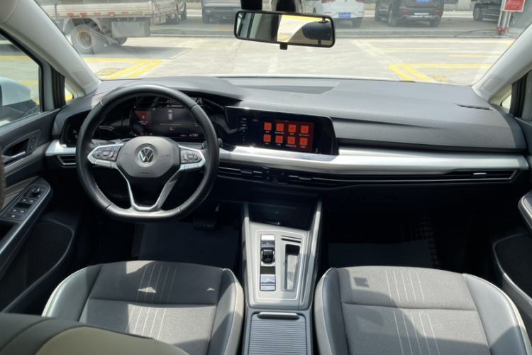 Used Volkswagen Golf 2021 280TSI DSG 30th Anniversary Edition Interior 8