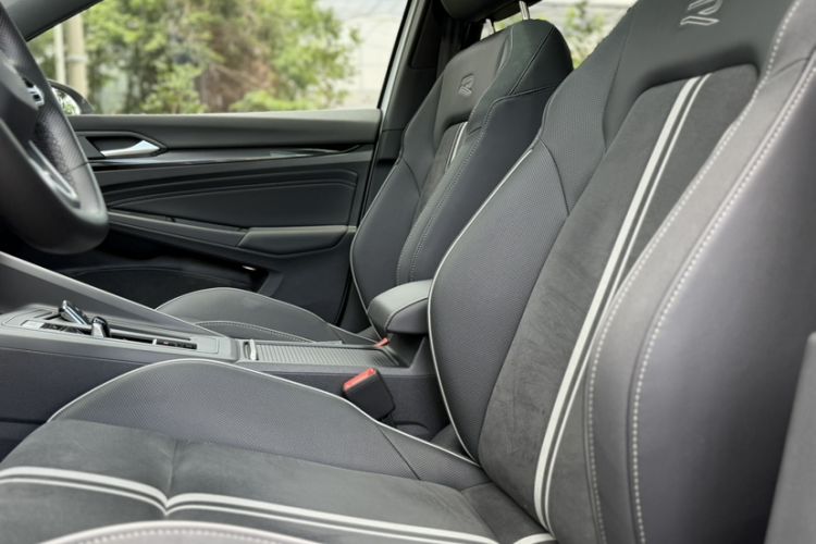 Used Volkswagen Golf 2021 280TSI DSG Pro First Edition Interior 8
