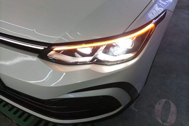 Used Volkswagen Golf 2021 280TSI DSG R-Line Left Front Headlight