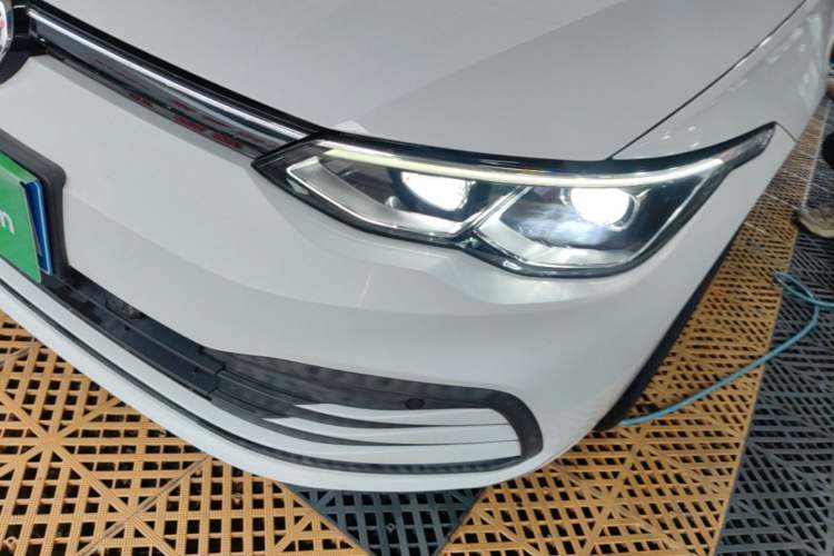 Used Volkswagen Golf 2021 200TSI DSG Pro Left Front Headlight