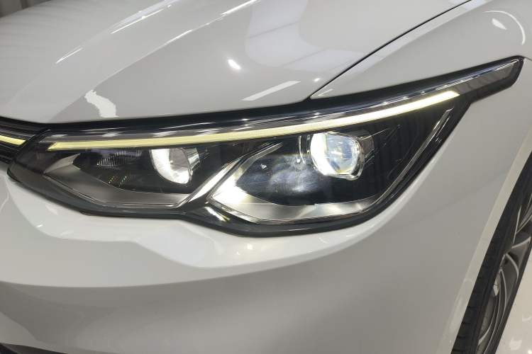 Used Volkswagen Golf 2021 280TSI DSG Pro Left Front Headlight