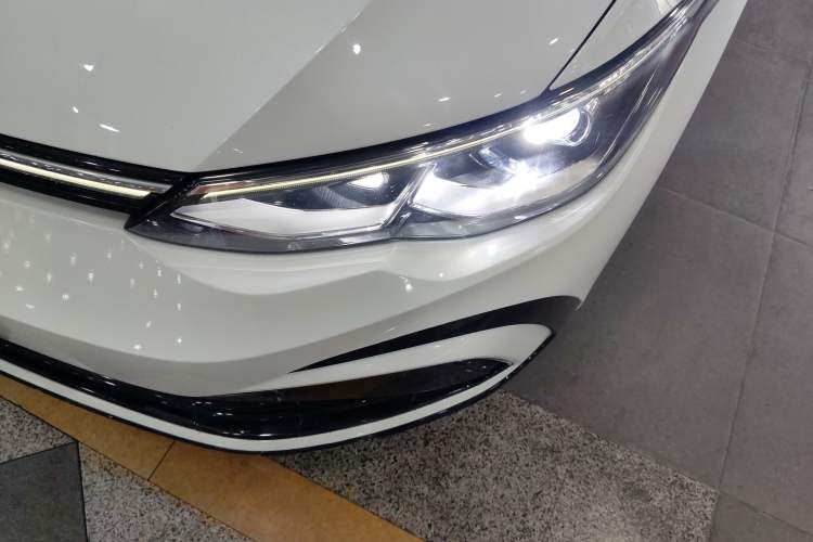 Used Volkswagen Golf 2021 280TSI DSG R-Line Left Front Headlight
