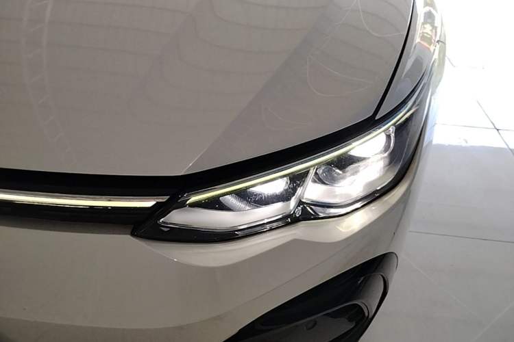 Used Volkswagen Golf 2021 280TSI DSG R-Line Left Front Headlight