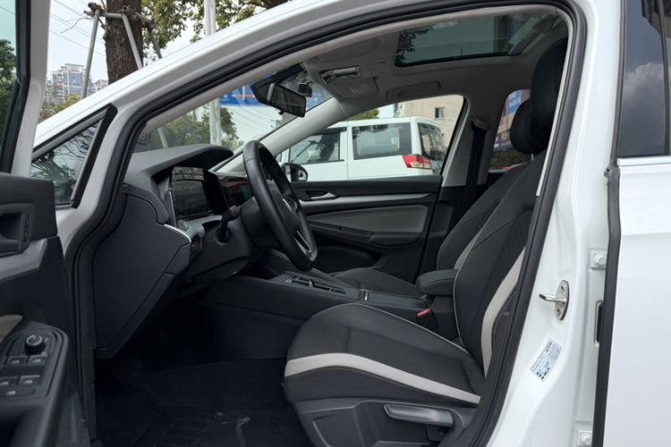 Used Volkswagen Golf 2021 280TSI DSG Pro Left Front Seat