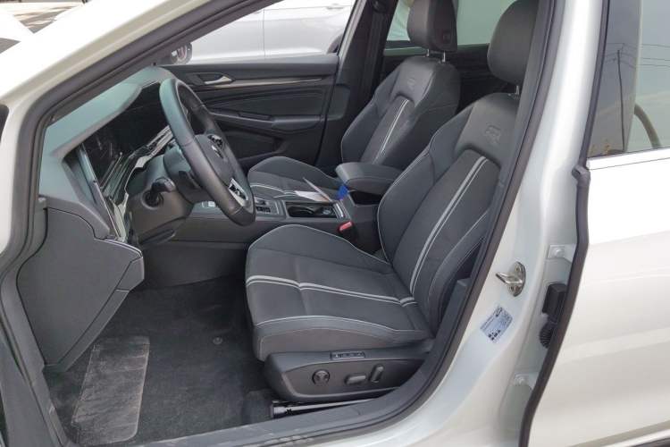 Used Volkswagen Golf 2021 280TSI DSG R-Line Left Front Seat