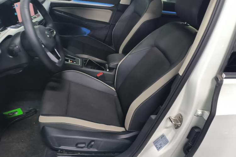 Used Volkswagen Golf 2021 280TSI DSG Pro Left Front Seat