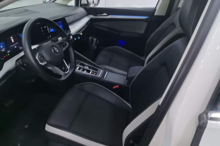 Used Volkswagen Golf 2021 200TSI DSG Pro Left Front Seat