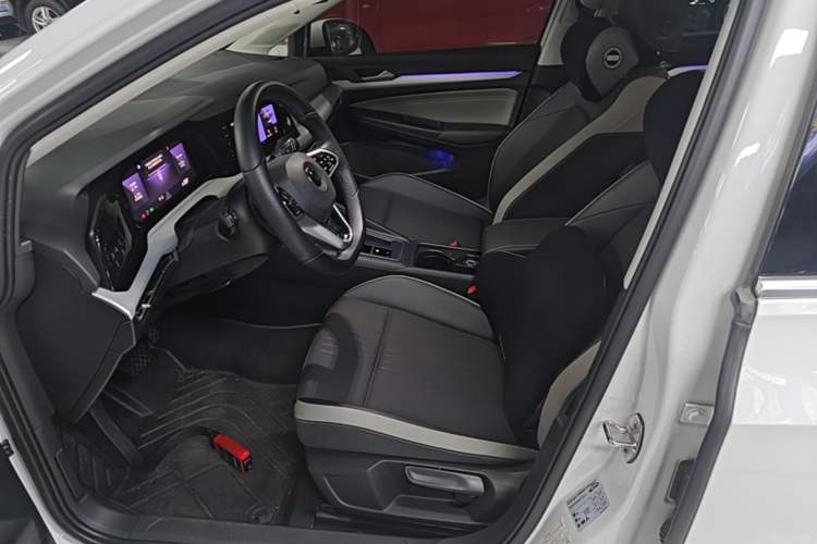 Used Volkswagen Golf 2021 280TSI DSG Pro Left Front Seat