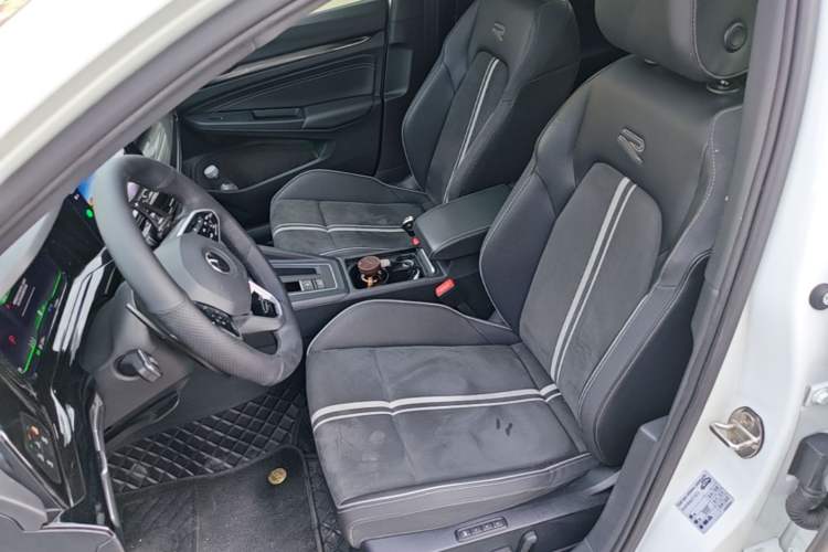 Used Volkswagen Golf 2021 280TSI DSG 30th Anniversary Edition Left Front Seat
