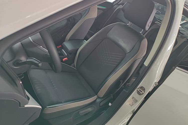 Used Volkswagen Golf 2021 280TSI DSG Pro Left Front Seat