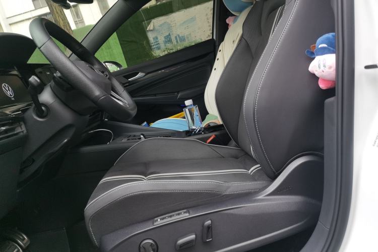 Used Volkswagen Golf 2021 280TSI DSG R-Line Left Front Seat