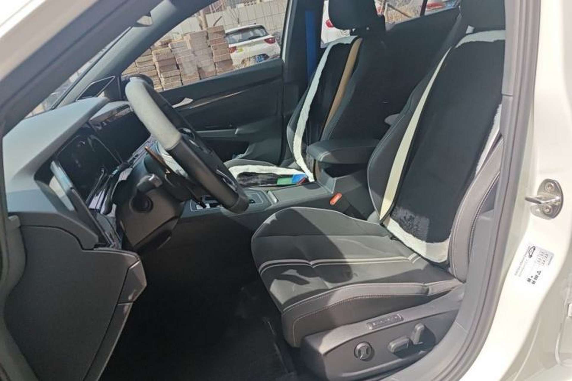 Used Volkswagen Golf 2021 280TSI DSG R-Line Left Front Seat