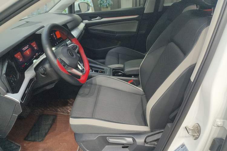 Used Volkswagen Golf 2021 280TSI DSG Pro Left Front Seat