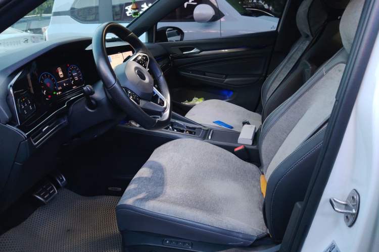 Used Volkswagen Golf 2021 280TSI DSG R-Line Left Front Seat