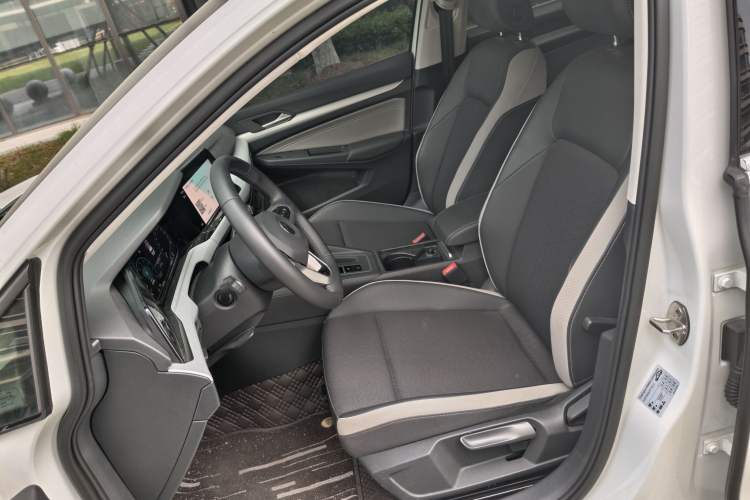 Used Volkswagen Golf 2021 280TSI DSG Pro First Edition Left Front Seat