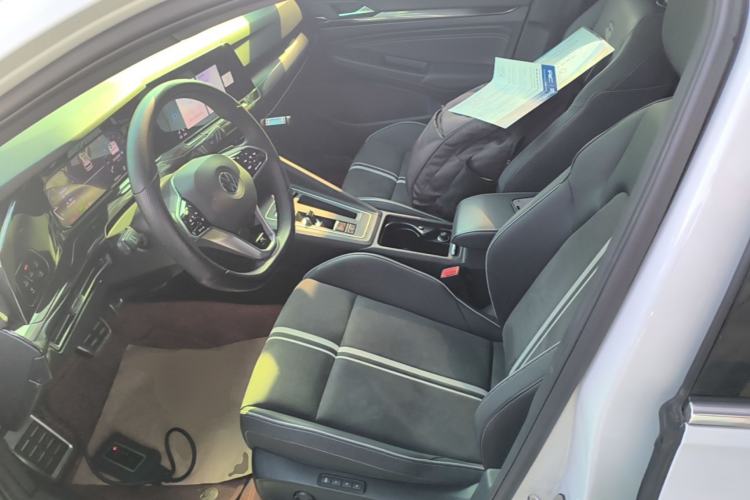 Used Volkswagen Golf 2021 280TSI DSG R-Line Left Front Seat