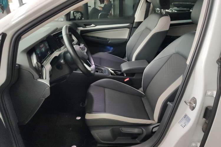 Used Volkswagen Golf 2021 280TSI DSG Pro Left Front Seat