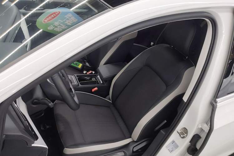 Used Volkswagen Golf 2021 280TSI DSG Pro Left Front Seat