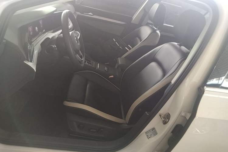 Used Volkswagen Golf 2021 280TSI DSG Pro Left Front Seat