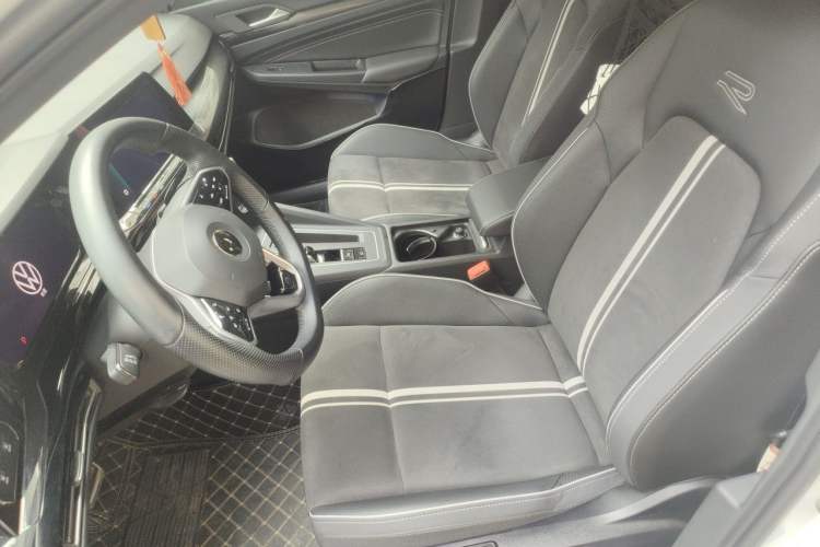 Used Volkswagen Golf 2021 280TSI DSG R-Line Left Front Seat