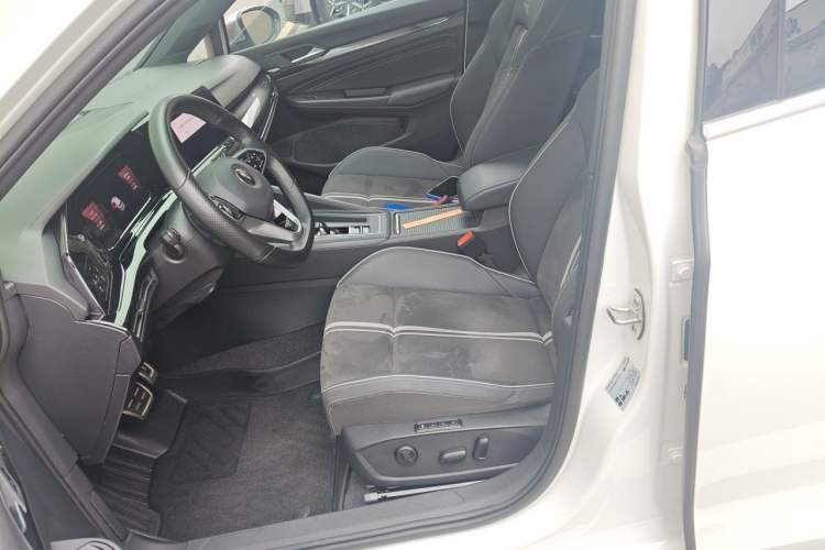 Used Volkswagen Golf 2021 280TSI DSG R-Line Left Front Seat