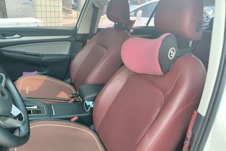 Used Volkswagen Golf 2021 280TSI DSG Pro Left Front Seat