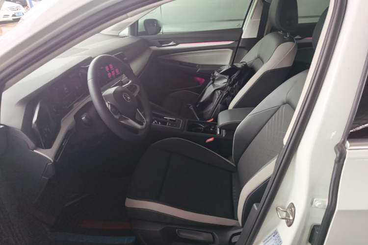 Used Volkswagen Golf 2021 280TSI DSG Pro Left Front Seat