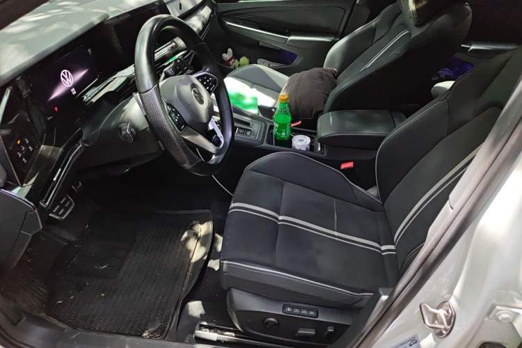 Used Volkswagen Golf 2021 280TSI DSG R-Line Left Front Seat