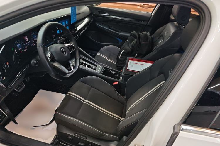 Used Volkswagen Golf 2021 280TSI DSG R-Line Left Front Seat