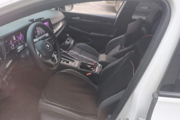 Used Volkswagen Golf 2021 280TSI DSG R-Line Left Front Seat