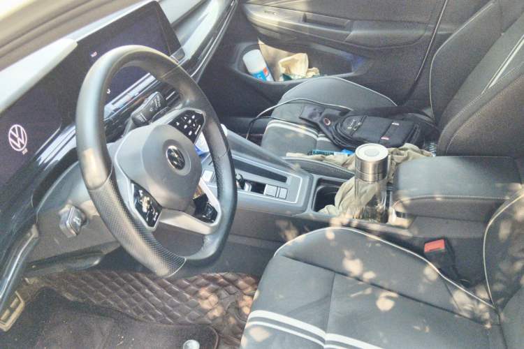 Used Volkswagen Golf 2021 280TSI DSG R-Line Left Front Seat