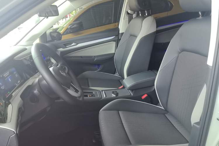 Used Volkswagen Golf 2021 280TSI DSG Pro Left Front Seat