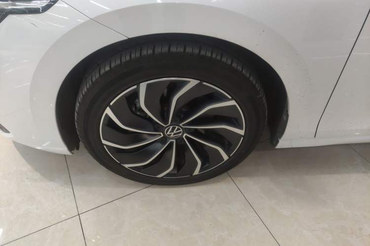 Used Volkswagen Golf 2021 280TSI DSG Pro Left Front Wheel Hub