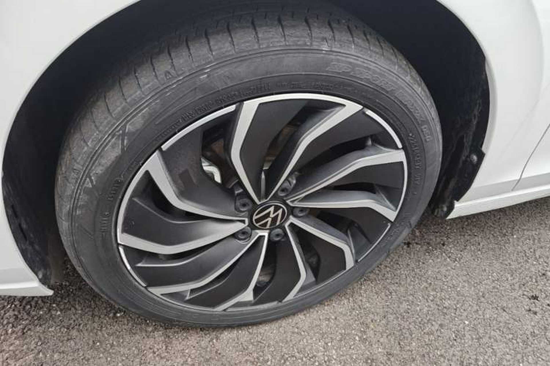 Used Volkswagen Golf 2021 280TSI DSG Pro Left Front Wheel Hub