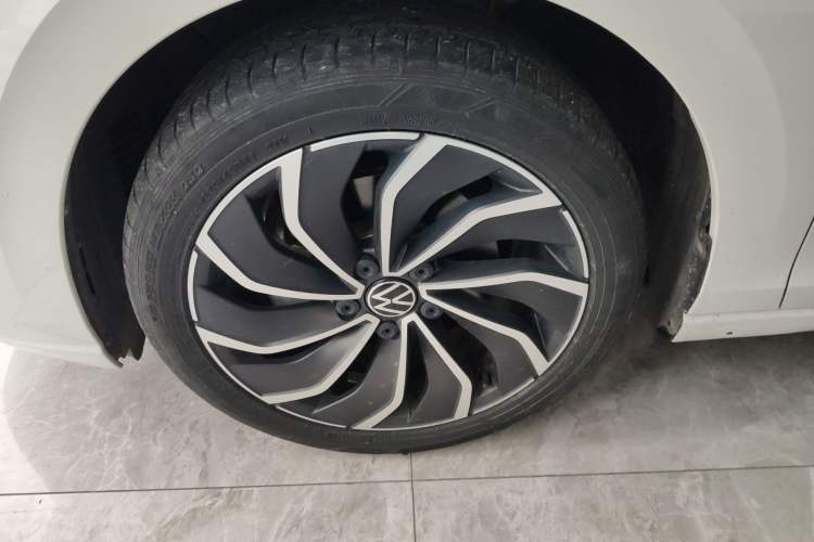 Used Volkswagen Golf 2021 280TSI DSG Pro Left Front Wheel Hub