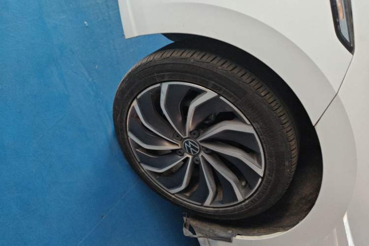 Used Volkswagen Golf 2021 280TSI DSG Pro Left Front Wheel Hub