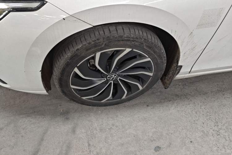 Used Volkswagen Golf 2021 280TSI DSG Pro Left Front Wheel Hub