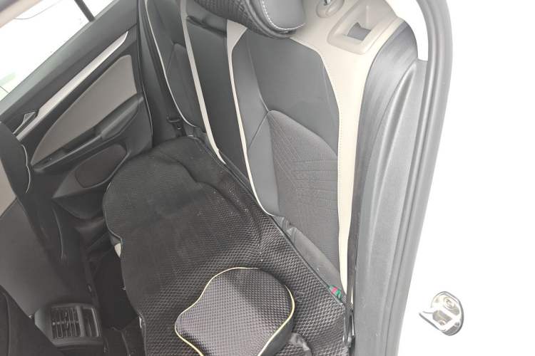 Used Volkswagen Golf 2021 280TSI DSG Pro Left Rear Seat
