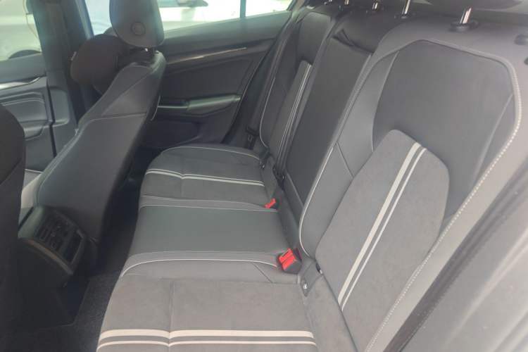 Used Volkswagen Golf 2021 280TSI DSG R-Line Left Rear Seat