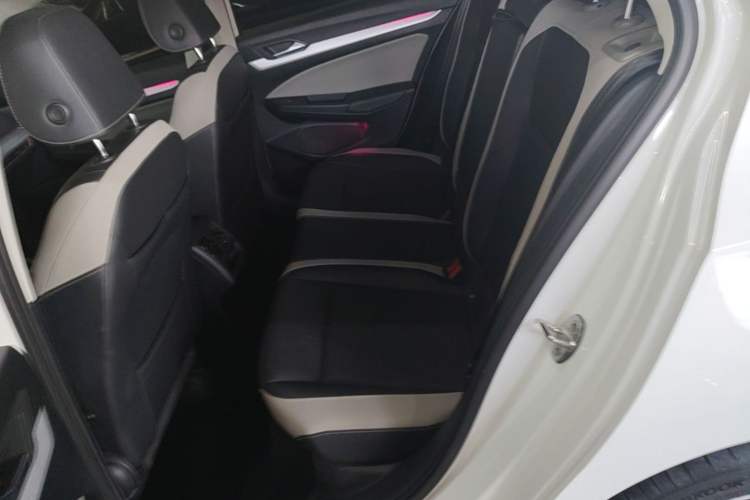 Used Volkswagen Golf 2021 280TSI DSG Pro Left Rear Seat