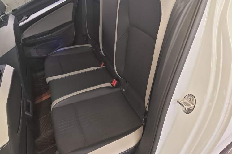 Used Volkswagen Golf 2021 280TSI DSG Pro Left Rear Seat