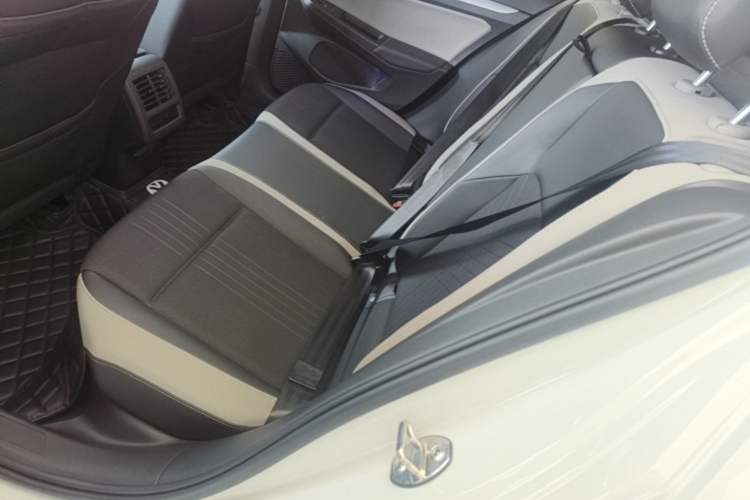 Used Volkswagen Golf 2021 280TSI DSG Pro Left Rear Seat