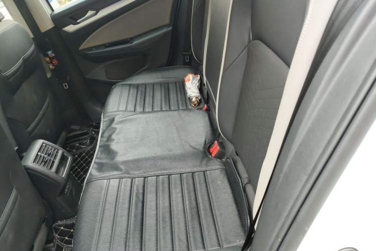Used Volkswagen Golf 2021 280TSI DSG Pro Left Rear Seat