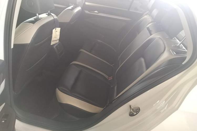 Used Volkswagen Golf 2021 280TSI DSG Pro Left Rear Seat