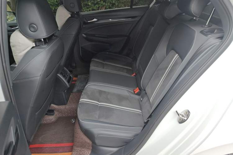 Used Volkswagen Golf 2021 280TSI DSG R-Line Left Rear Seat